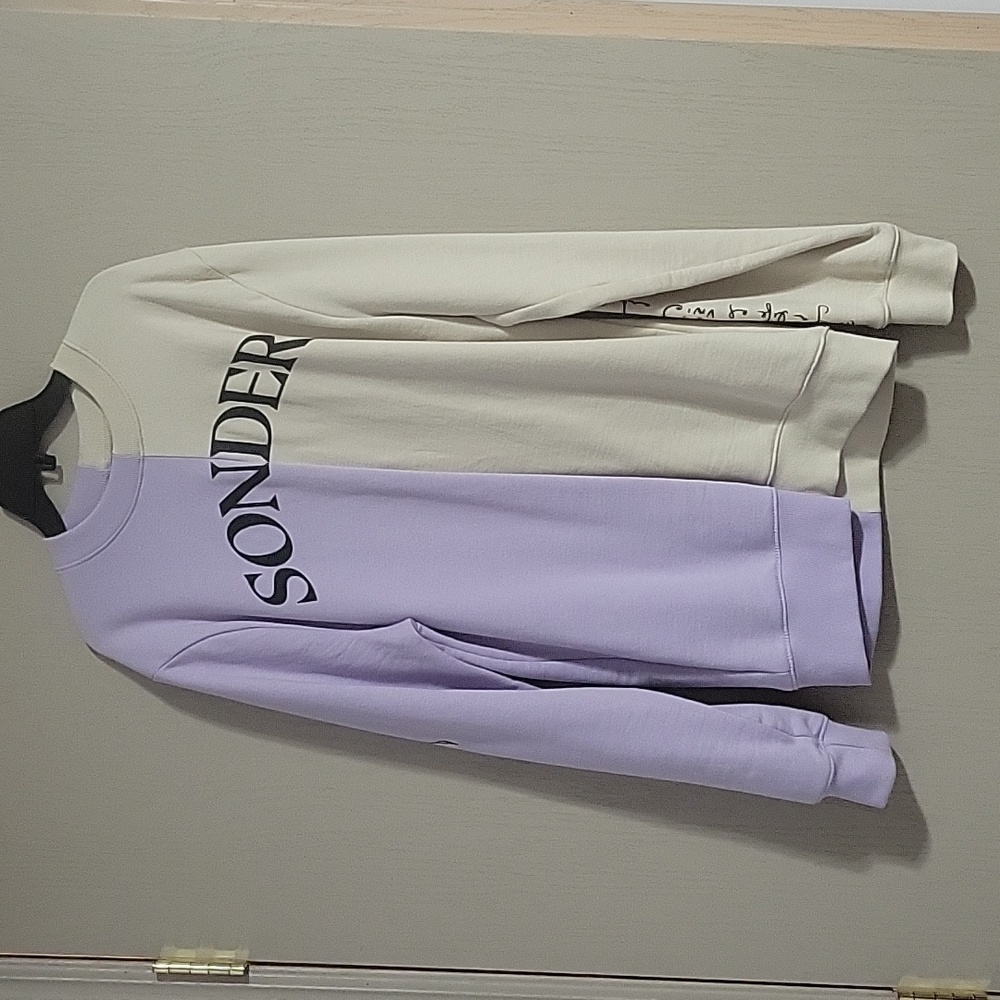Dermot Kennedy 2023 tour merch sweatshirt - di-color purple and beige SONDER